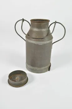boîte à lait Potiche à lait 1938.193.1.1-2 Photo Mucem