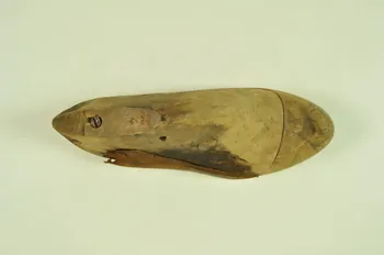 A  -  R  -  Paris FORME A CHAUSSURE 1900-1950 1977.75.99 Photo Mucem