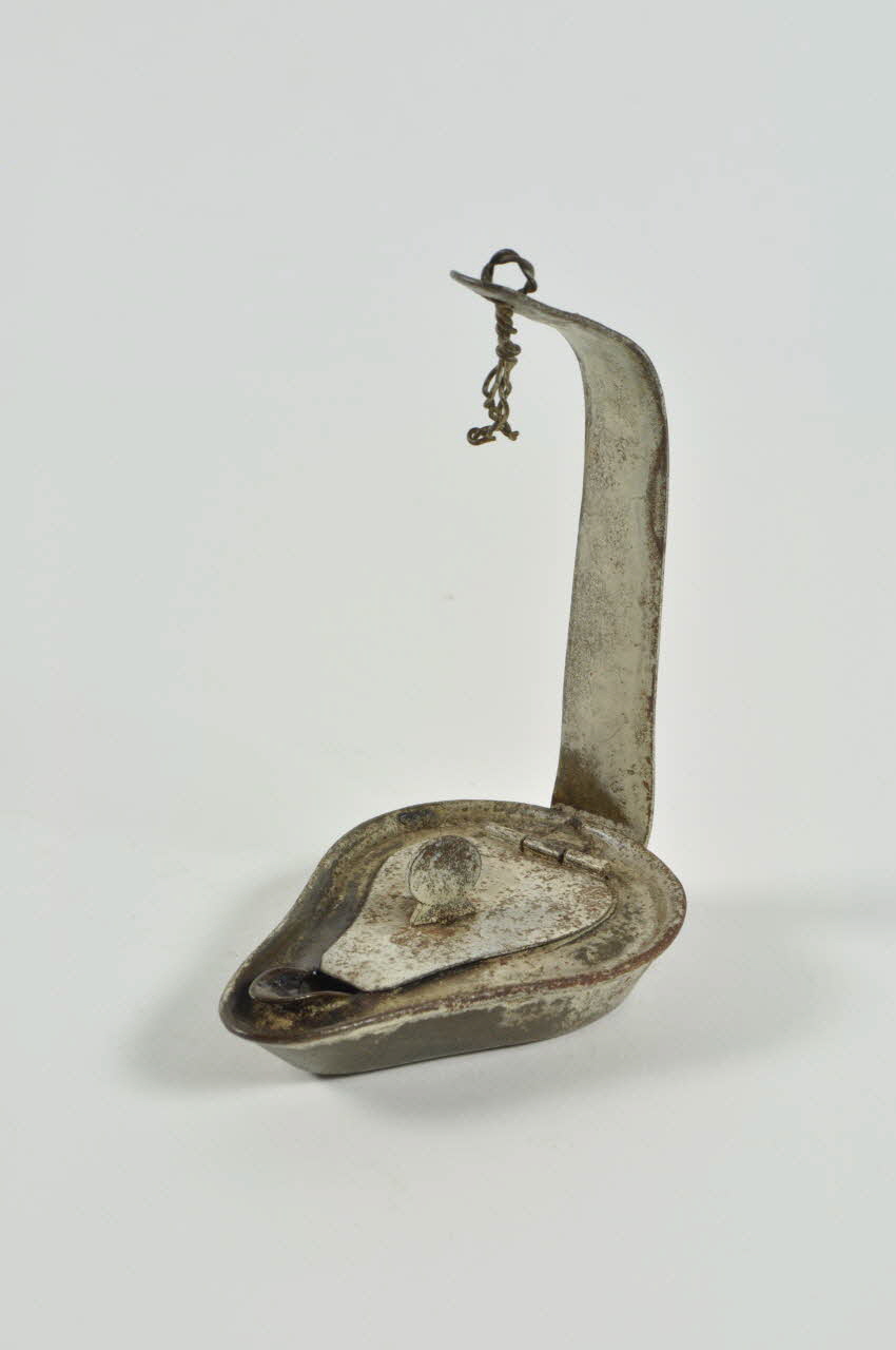 lampe à couvercle Chaleil 1938.194.213 Photo Mucem