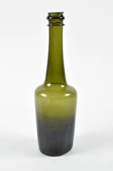 bouteille (objet domestique) Picardie, France 1850 1938.27.10 Photo Mucem