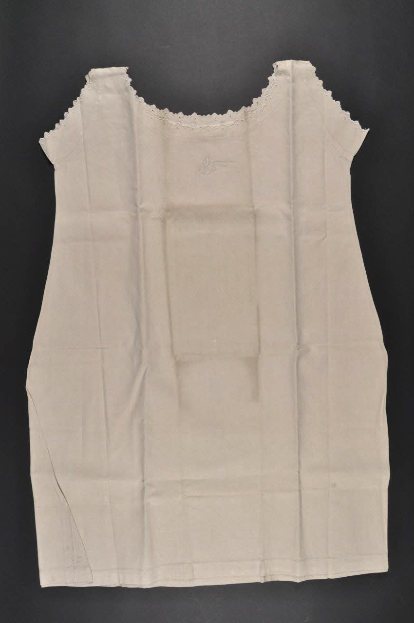 chemise de jour 1975.15.31 Photo Mucem
