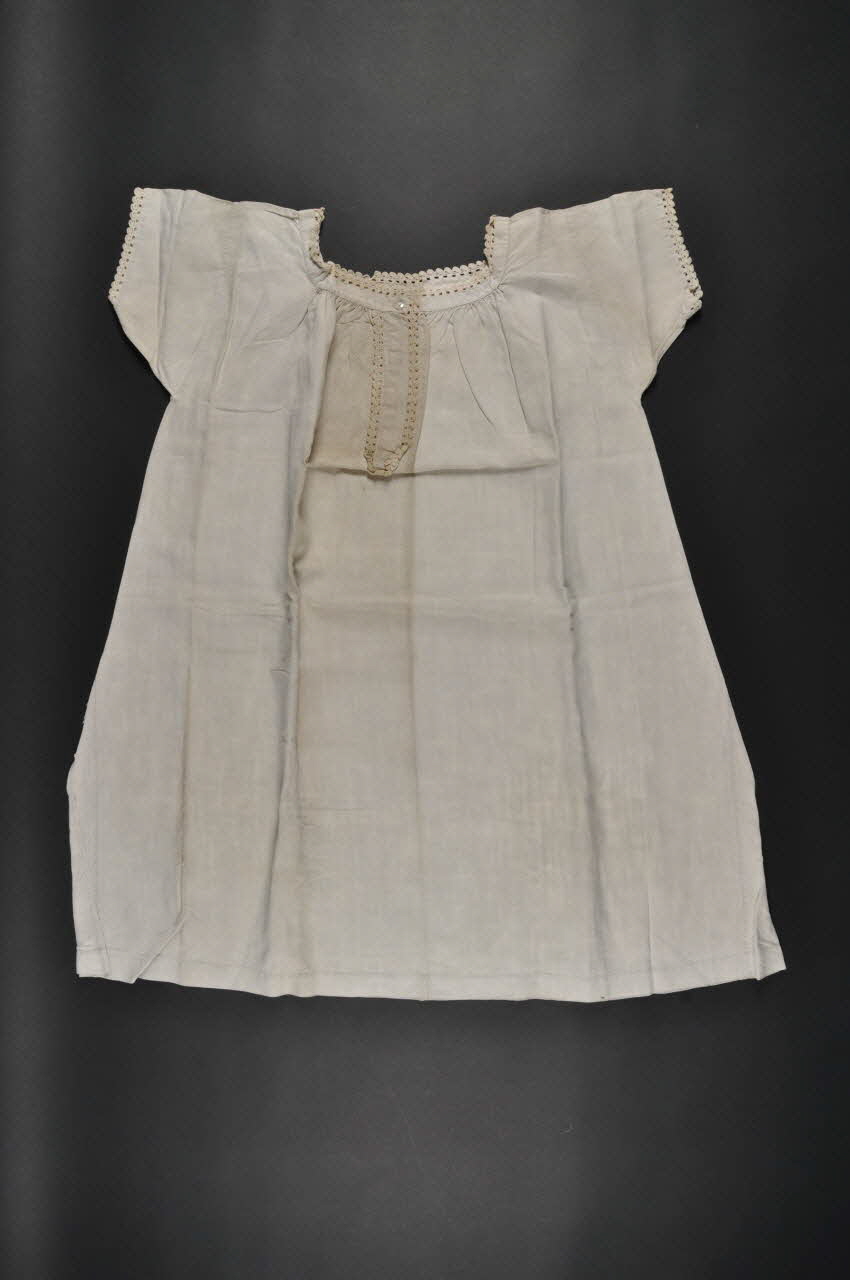 chemise de nuit 1975.15.33 Photo Mucem