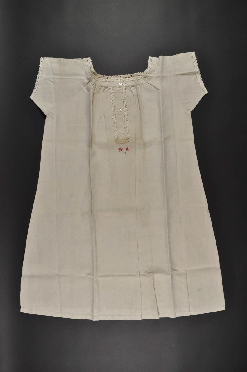 chemise de nuit 1975.15.34 Photo Mucem