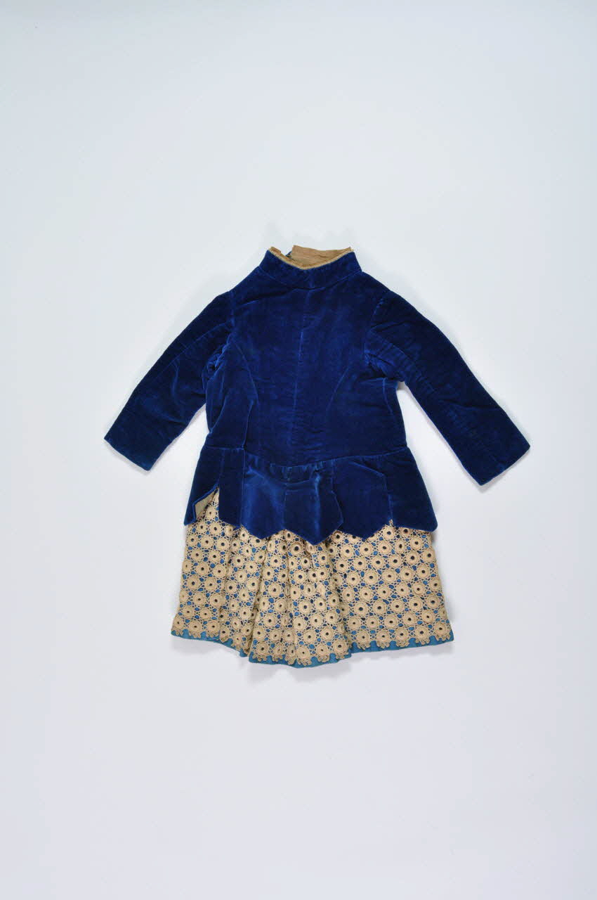 ROBE DE GARCONNET 1975.27.1 Photo Mucem