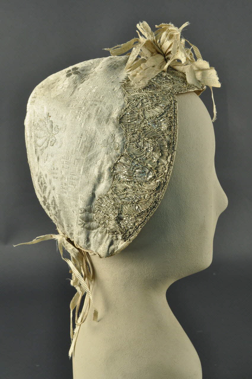 bonnet de femme 1975.63.2 Photo Mucem