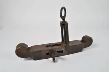 RABOT POUR PORTE DE FUT 1975.74.47.1-5  Photo Mucem