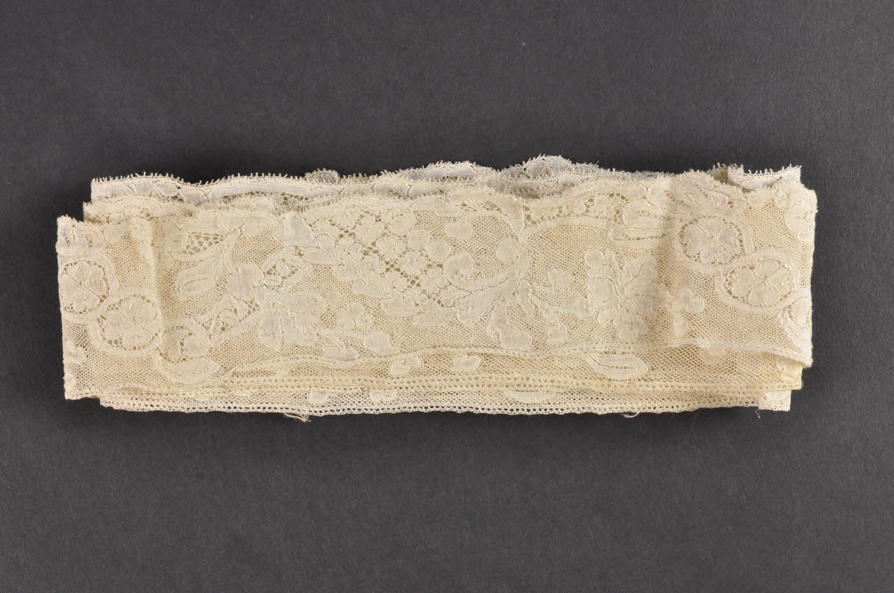 BANDE DE DENTELLE 1978.19.12  Photo Mucem