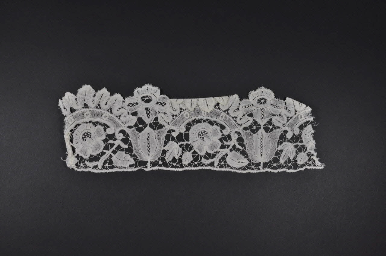 BANDE DE BRODERIE 1978.19.17.4 Photo Mucem