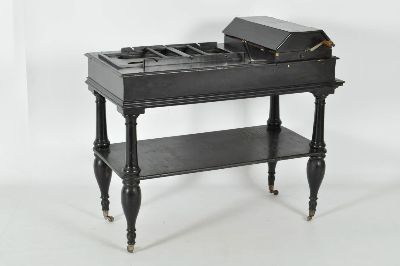 piano mécanique 1981.20.2 Photo Mucem