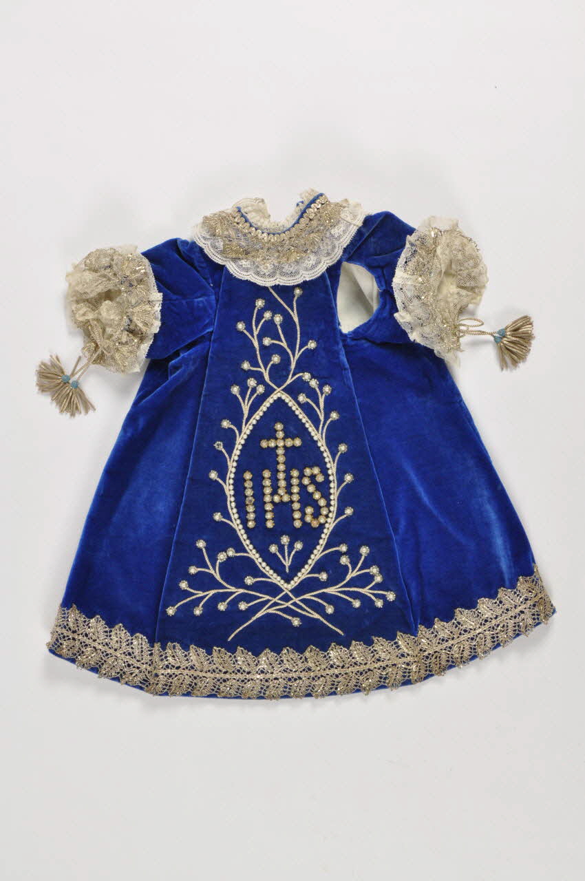 Couvent Du Refuge robe De l'Enfant Jésus de Prague Centre, France 1870-1914 1979.34.3 Photo Mucem