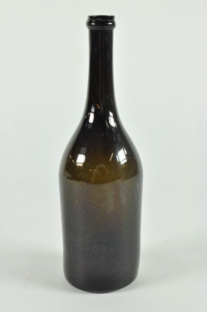 bouteille 1938.5.206 Photo Mucem