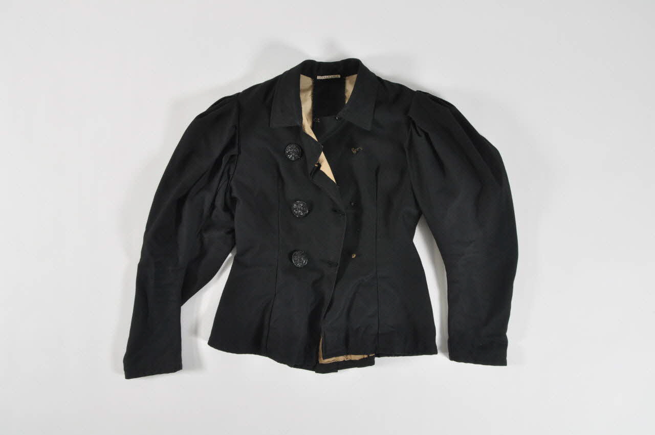 TAILLEUR DE FEMME 1979.49.219.1 Photo Mucem