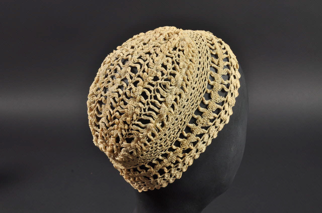 bonnet d'enfant 1890 1978.98.156 Photo Mucem