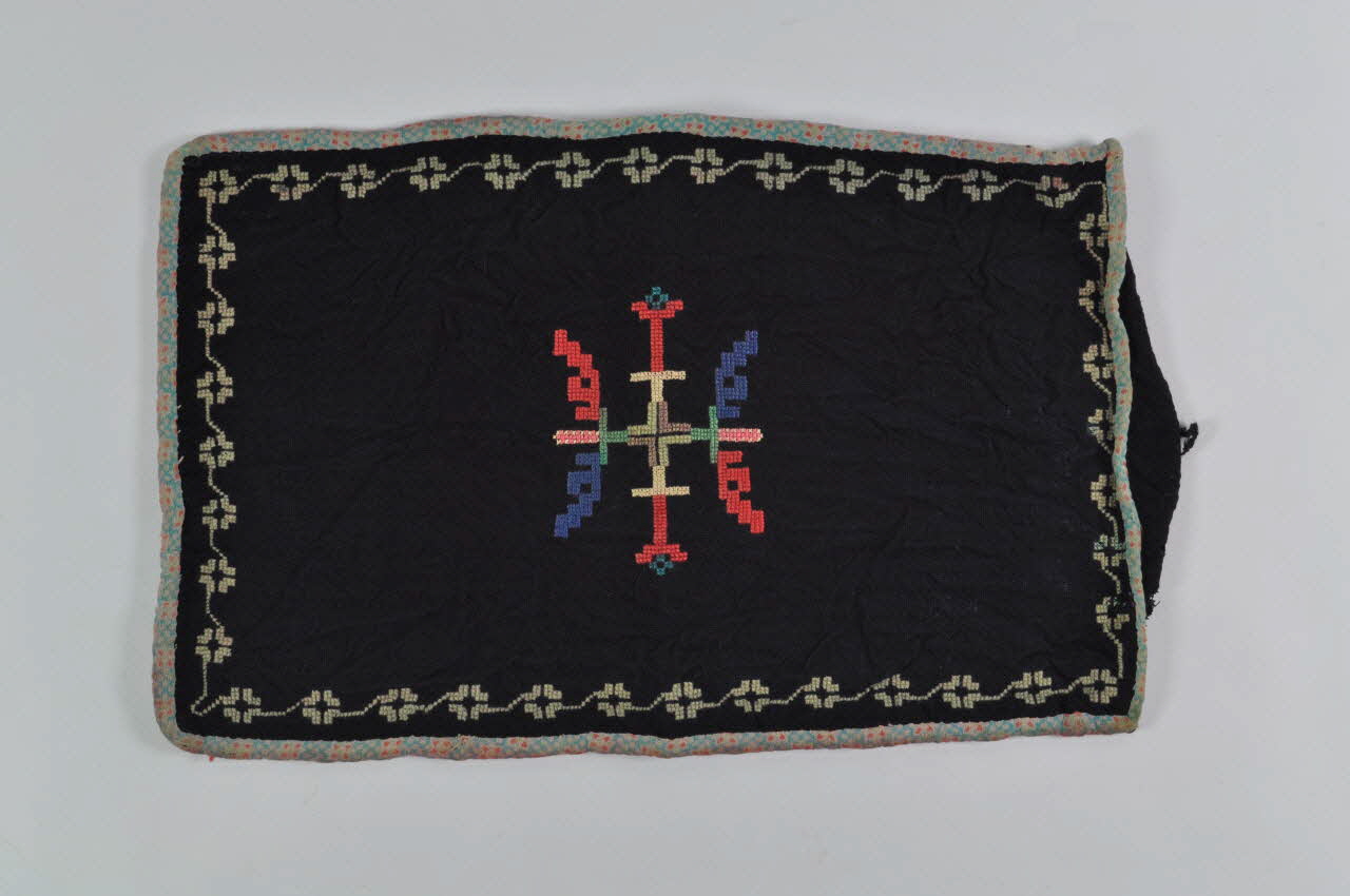 housse de coussin DMH1978.94.17 Photo Mucem