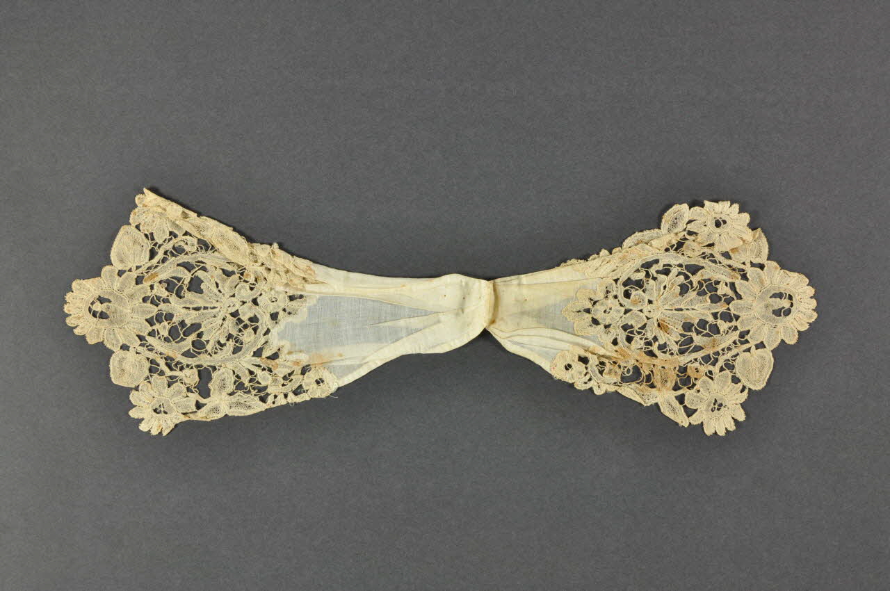jabot 1982.13.24 Photo Mucem