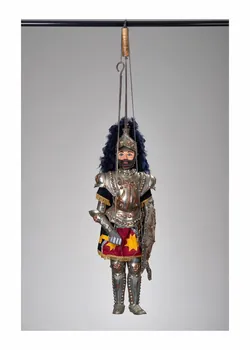 Vincenzo Mogavero ; Salvatore Bumbello marionnette à tringle et à fils Uggero, il danese Sicile, Italie 1990-1999 2015.1.14 Photo Mucem/ Yves Inchierman