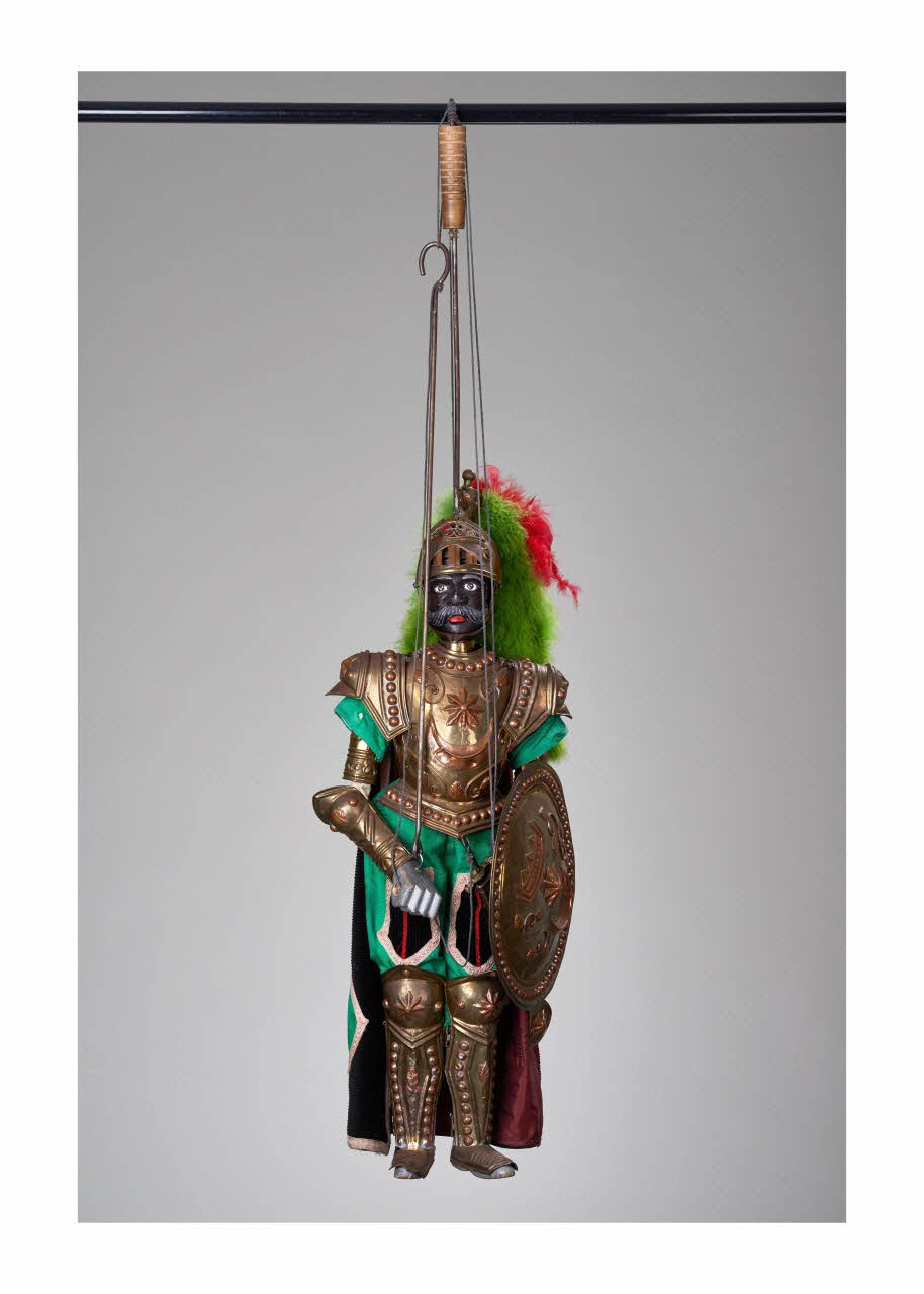 Giovanni Frangipane ; Vincenzo E. Mancuso marionnette à tringle et à fils Rodomonte Sicile, Italie 1980-1989 2015.1.22 Photo Mucem/ Yves Inchierman