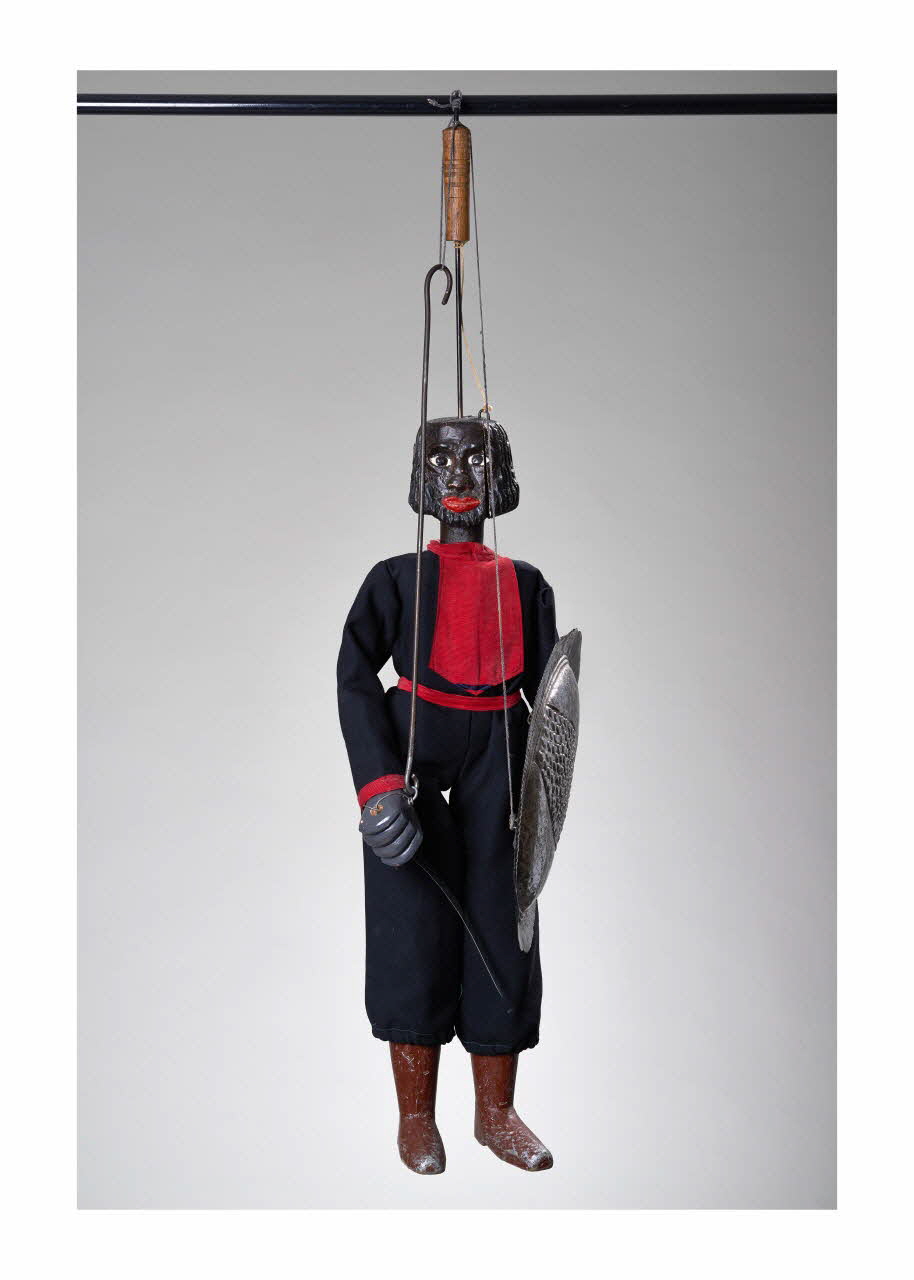 Pino Mancuso marionnette à tringle et à fils Gigante nero, pupo spacatto Sicile, Italie 1980-1985 2015.1.35 Photo Mucem/ Yves Inchierman