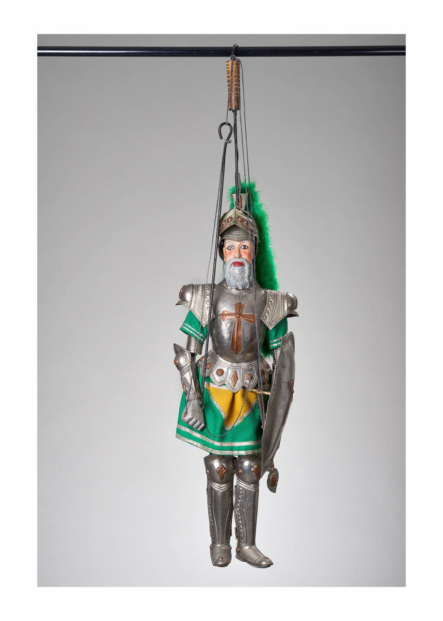 Giovanni Frangipane ; Luciano Bumbello marionnette à tringle et à fils Vescovo Turpino Sicile, Italie 1975-1979 2015.1.4 Photo Mucem/ Yves Inchierman