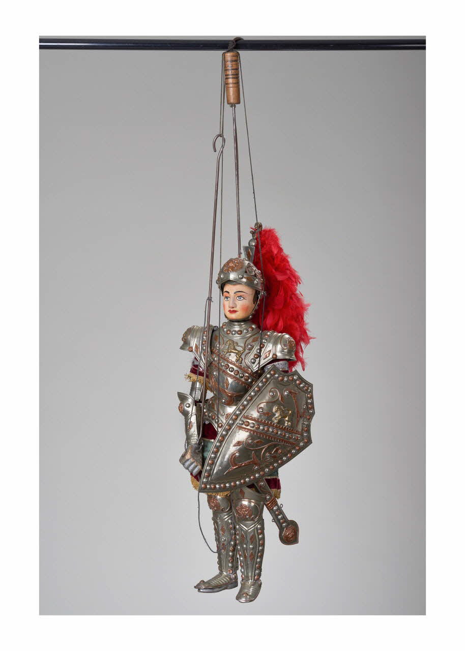 Giovanni Frangipane ; Salvatore Bumbello marionnette à tringle et à fils Rinaldo Sicile, Italie 1990-1999 2015.1.7 Photo Mucem/ Yves Inchierman