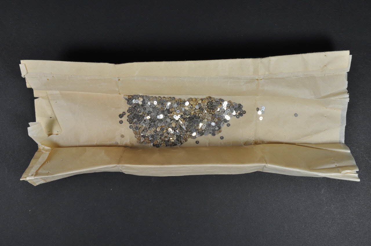 MATERIEL DE BRODEUSE D'OR 1984.9.230 Photo Mucem