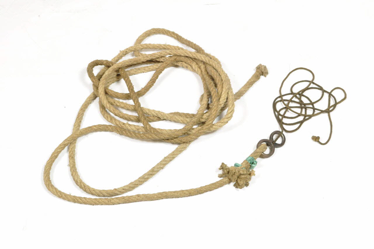 GUILLOTINE 1872 1982.50.1.16.1 Photo Mucem