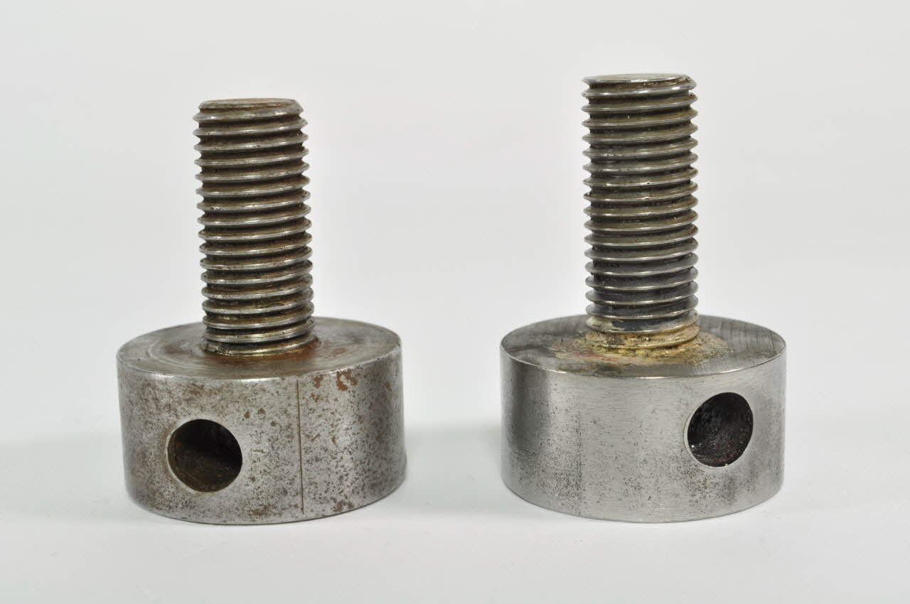 GUILLOTINE 1872 1982.50.1.6.2-3 Photo Mucem