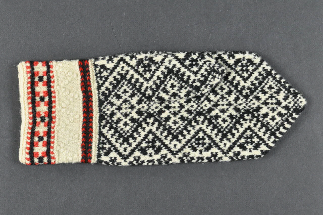 moufle DMH1982.44.7 Photo Mucem