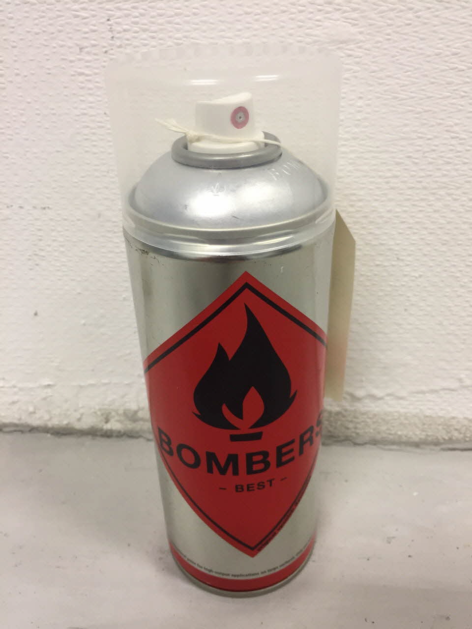 Montana Colors bombe à pulvériser Bombe de peinture aérosol 1980-1995 2006.56.16.1-2 Photo