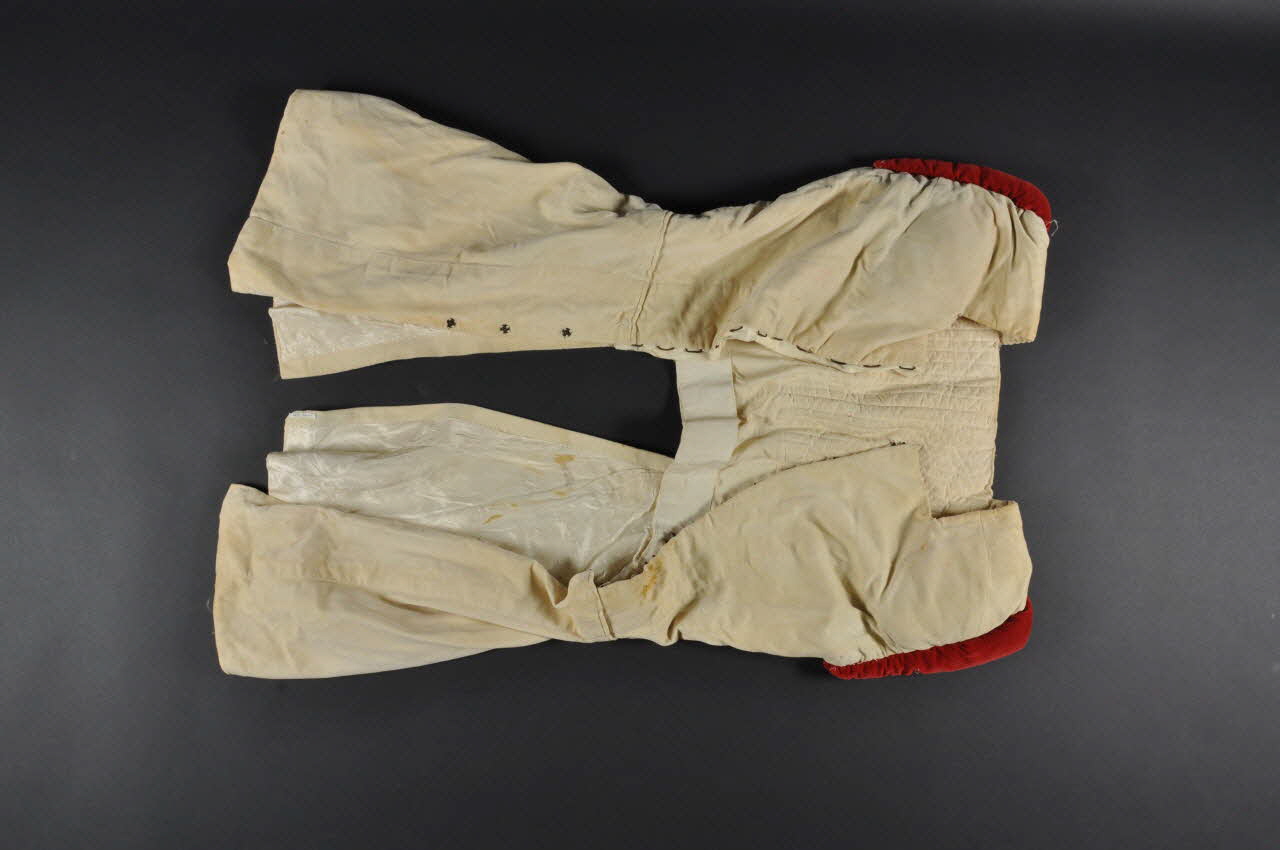 costume professionnel d'artiste équestre 1985.50.1.1 Photo Mucem