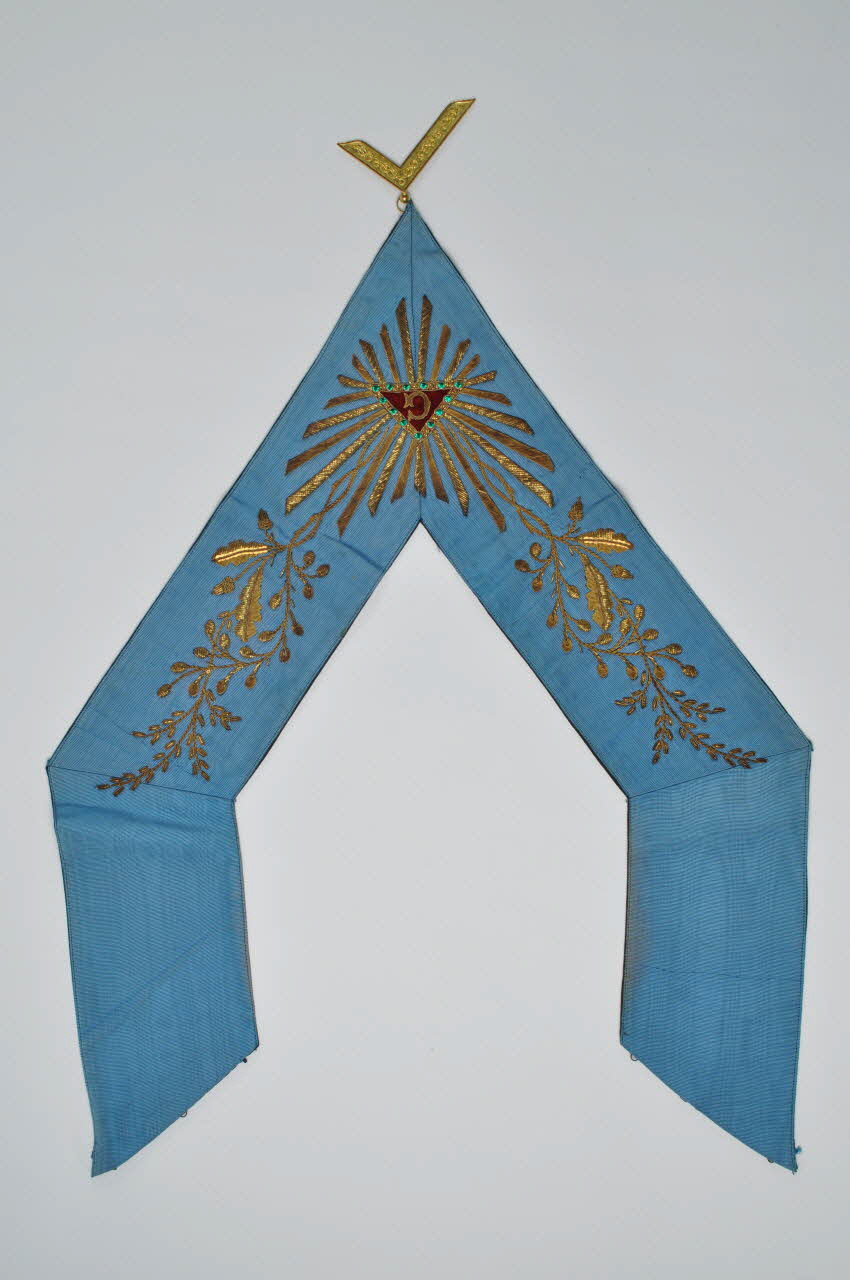 RUBAN DE FRANC-MACON sautoir 1986.15.1 Photo Mucem