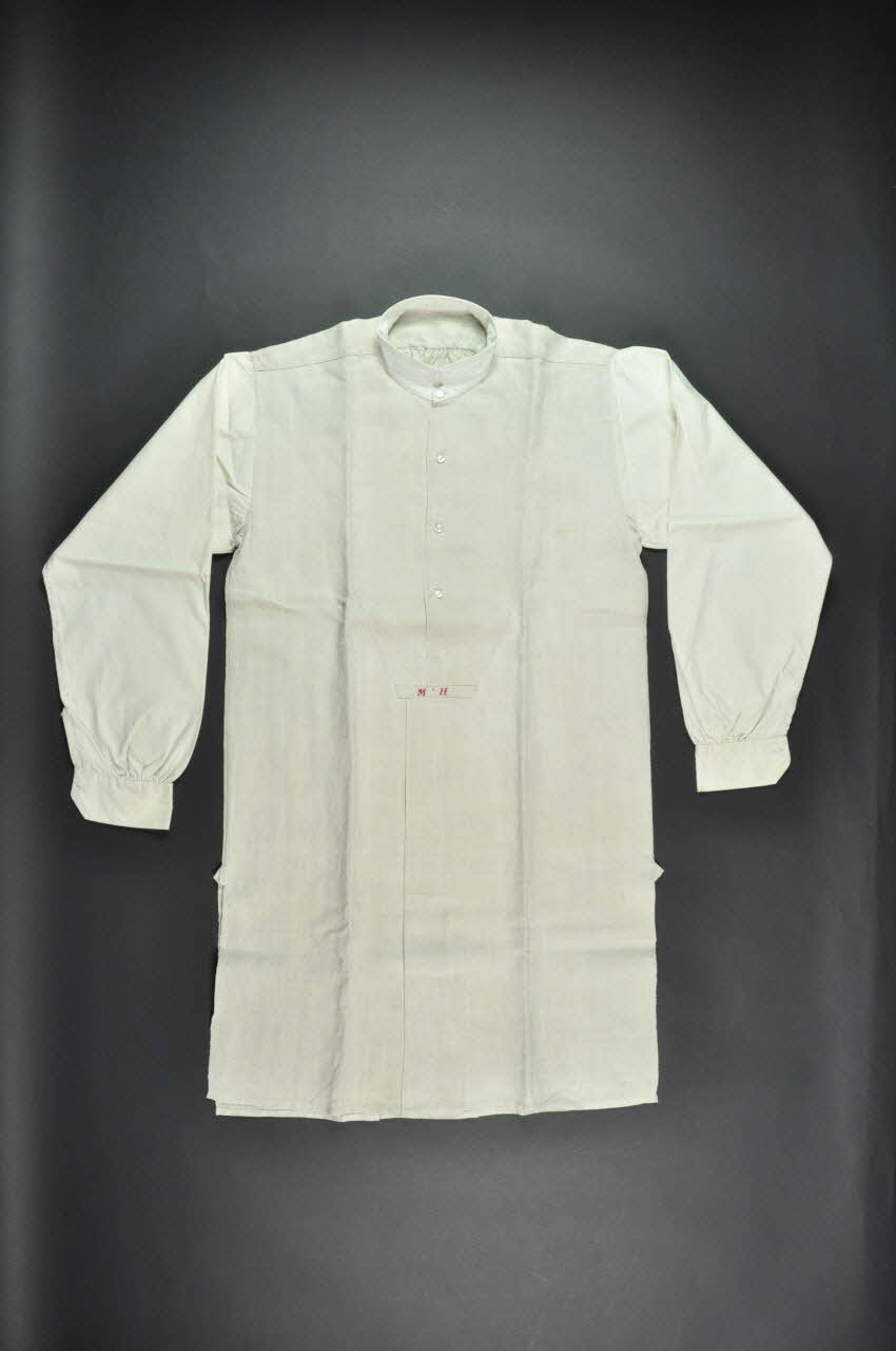 chemise d'homme 1986.20.2 Photo Mucem