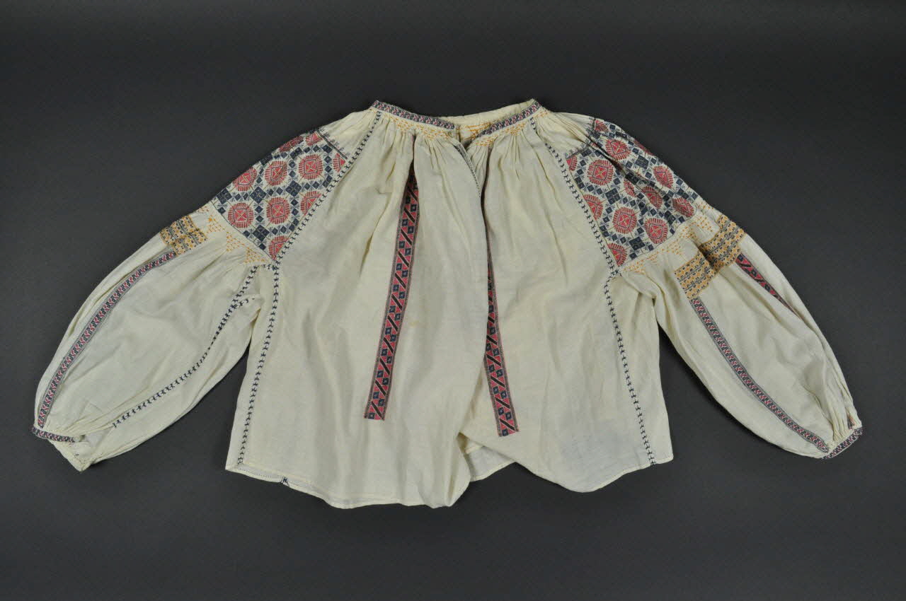 corsage DMH1985.18.1.2 Photo Mucem