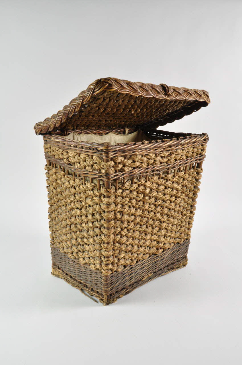 Paul Catillon corbeille à linge Etréaupont(Aisne) 1900 1987.23.1 Photo Mucem