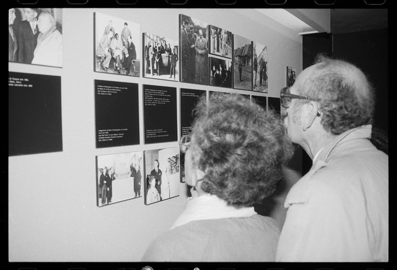 photographie MNATP. Hommage à Georges Henri Rivière. 26 novembre 1985 Ph.1986.17.21 Photo