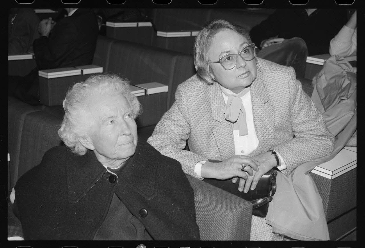 photographie MNATP. Hommage à Georges Henri Rivière. 26 novembre 1985 Ph.1986.17.27 Photo