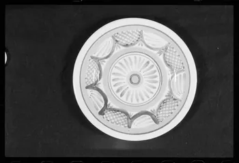 photographie MNATP. Exposition. Les Français et la table (20 novembre 1985 - 21 avril 1986) Ph.1986.22.131  Photo