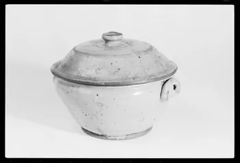 photographie MNATP. Exposition. Les Français et la table (20 novembre 1985 - 21 avril 1986) Ph.1986.22.50 Photo