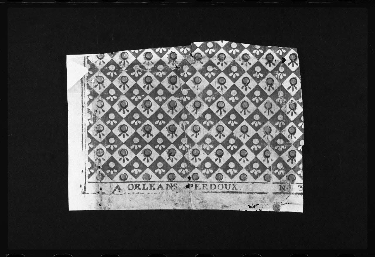 photographie Papier provenant d'une dominoterie, daté de 1785. Bois couleur. Maison Perdoux à Orléans Ph.1986.2.187 Photo