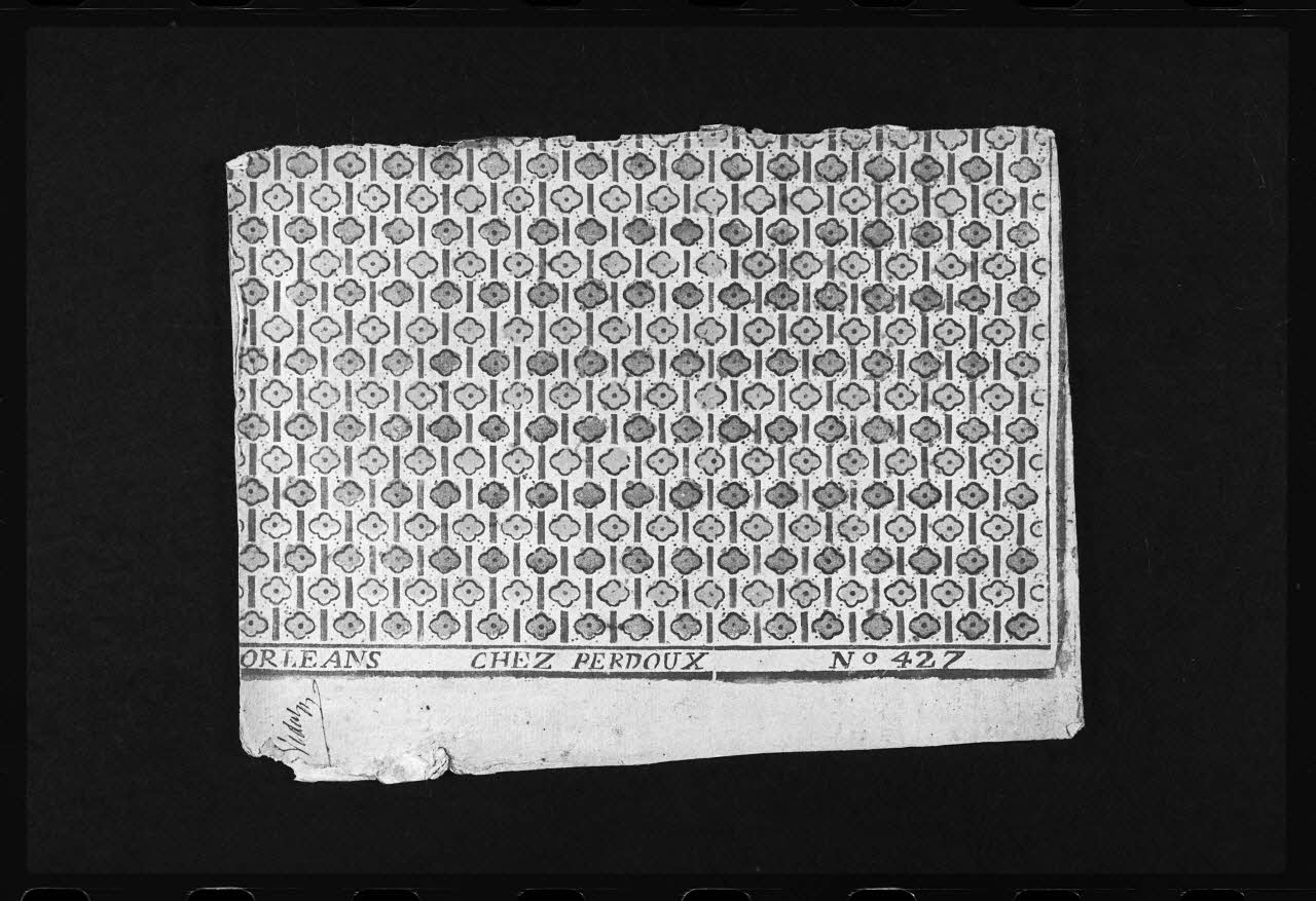 photographie Papier provenant d'une dominoterie, daté de 1785. Bois couleur. Maison Perdoux à Orléans Ph.1986.2.190 Photo