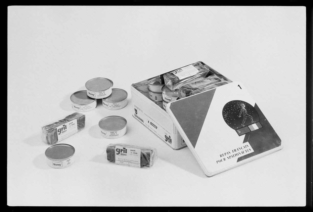 photographie MNATP. Exposition. Les Français et la table (20 novembre 1985 - 21 avril 1986) Ph.1986.38.112 Photo