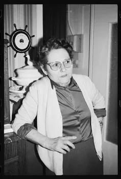 photographie MNATP. Enquête chez Madame B. Veuve d'un ouvrier des papeteries de la seine Ph.1986.39.15 Photo