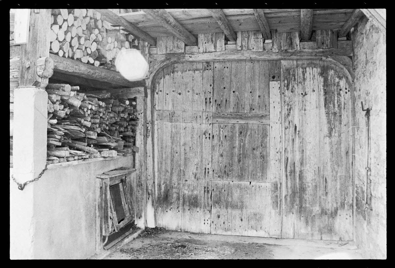 photographie Bûcher d'une exploitation agricole Ph.1986.48.25 Photo