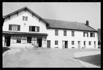 photographie Bâtiment artisanal pour la fabrication de produits laitiers dit "La fruitière" Ph.1986.48.9 Photo