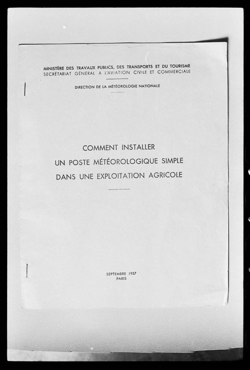 photographie MNATP. Exposition. Après la pluie le beau temps : la météo (23 novembre 1984 - 15 avril 1985) Ph.1986.55.166 Photo
