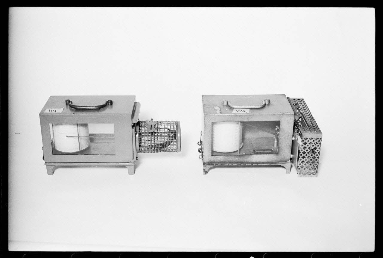 photographie MNATP. Exposition. Après la pluie le beau temps : la météo (23 novembre 1984 - 15 avril 1985) Ph.1986.55.178 Photo