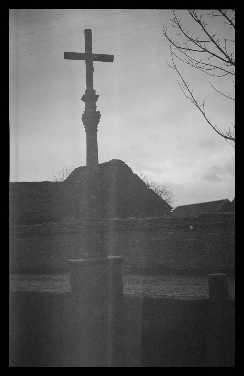 Marc Augier photographie Mur en pierre sèche, couvert de laves Bourgogne, France 1937 Ph.1937.1068 Photo