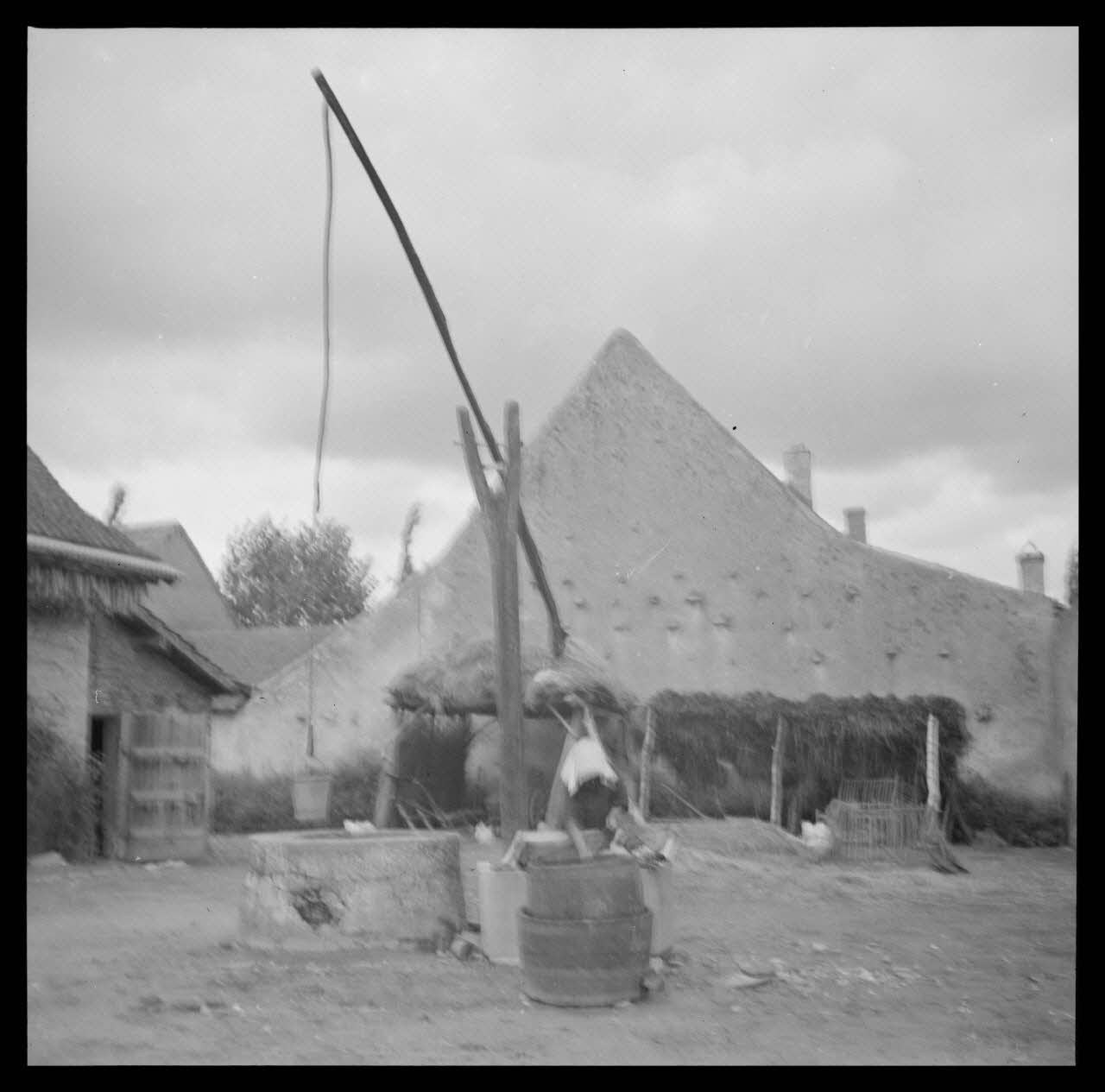 Duchemin photographie Puits à balancier Bourgogne, France 1937/9/14 Ph.1937.2886 Photo