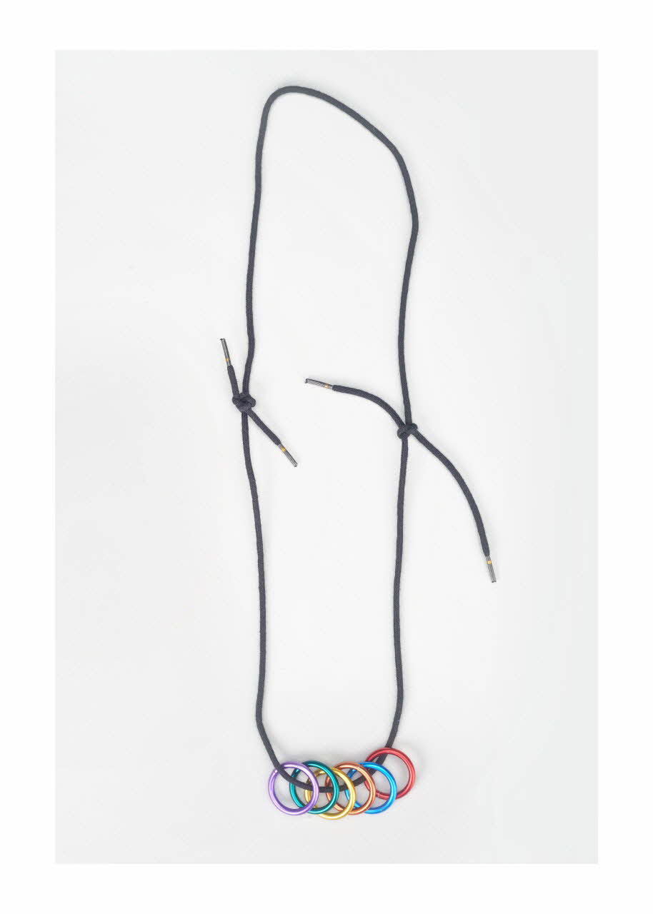 collier Costume de Soeur Orgia Provence-Alpes-Côte d'Azur, France 1994 2015.4.1.17 Photo Mucem/ Yves Inchierman