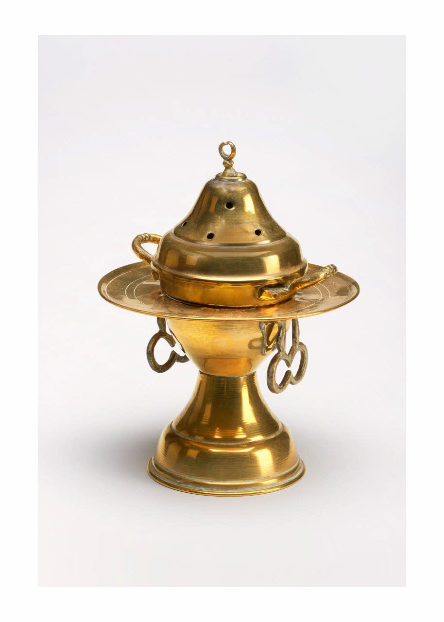 brasero mabhra 2015.16.29.1-3 Photo Mucem/ Yves Inchierman